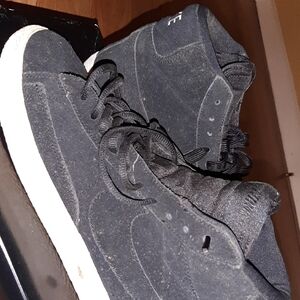 Nike Men's Black Suede High-Tops